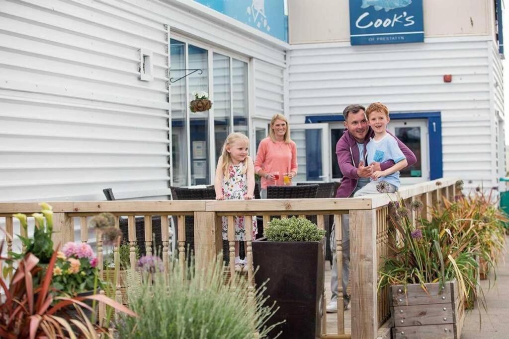 Presthaven Cozy Retreat Apartamento Prestatyn Exterior foto