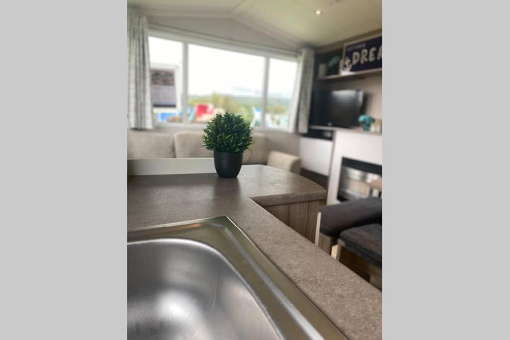 Presthaven Cozy Retreat Apartamento Prestatyn Exterior foto